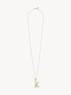 Collares Chloe Alphabet With Pendant Dorados | CHE-SR14345