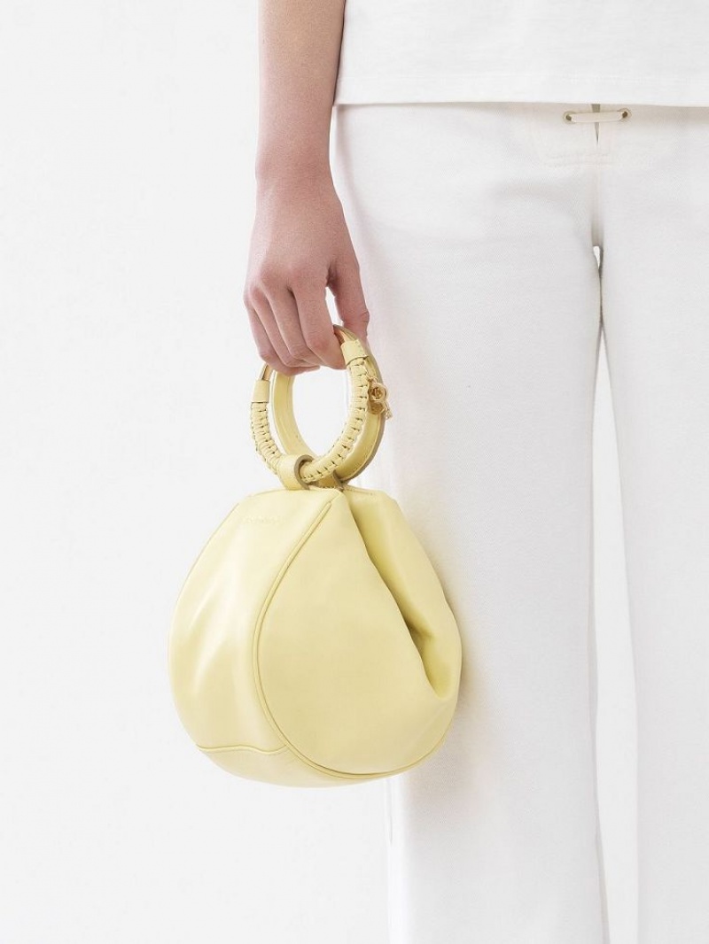 Bolsos Mini Chloe Hana Wristlet Amarillos | CHE-SR14773