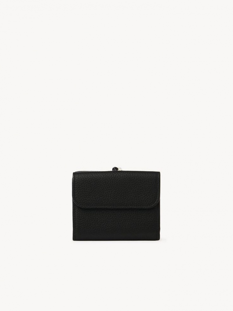 Carteras Pequeñas Chloe Alphabet Small Tri-fold Negros | CHE-SR14291