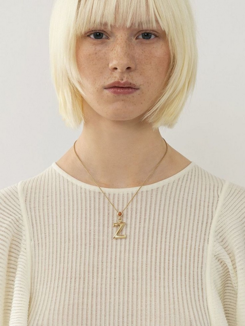Collares Chloe Alphabet With Pendant Dorados | CHE-SR14330