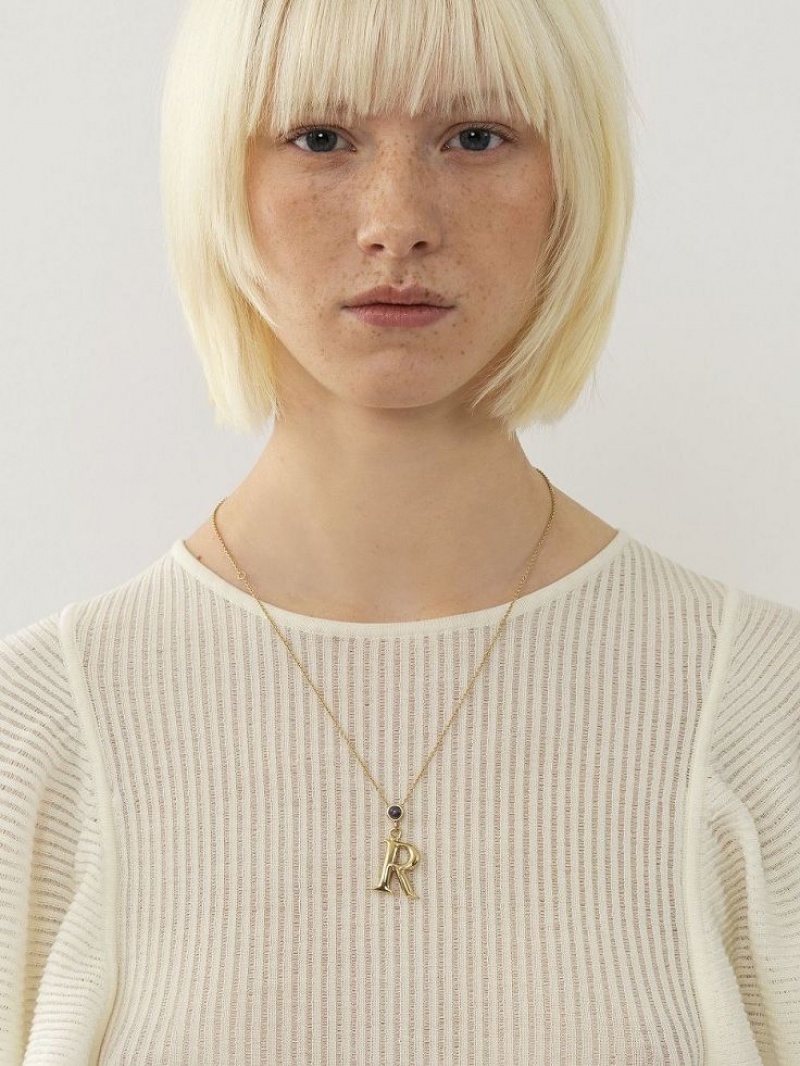 Collares Chloe Alphabet With Pendant Dorados | CHE-SR14338