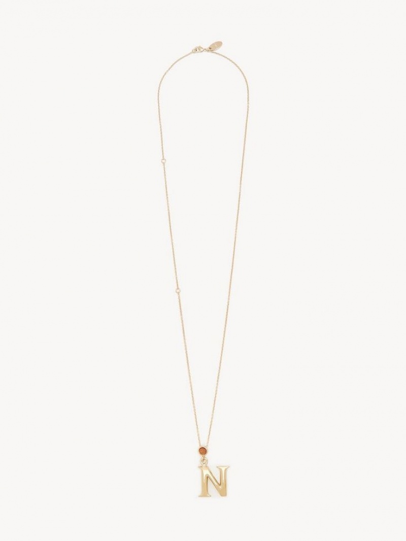 Collares Chloe Alphabet With Pendant Dorados | CHE-SR14342