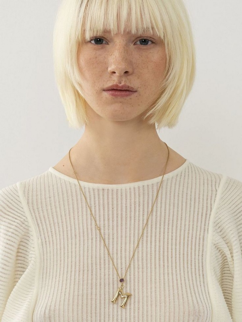 Collares Chloe Alphabet With Pendant Dorados | CHE-SR14343