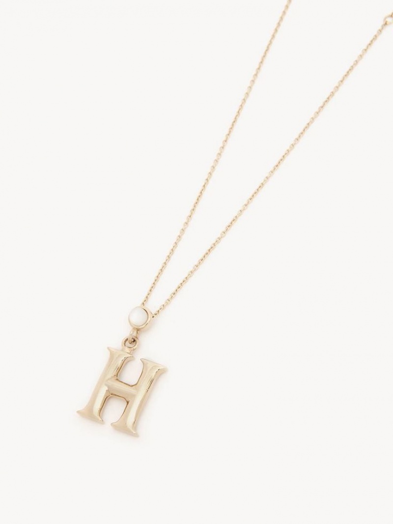 Collares Chloe Alphabet With Pendant Dorados | CHE-SR14348