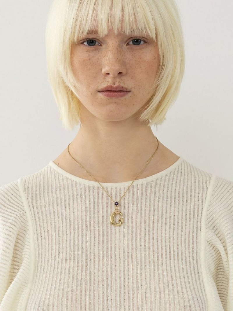 Collares Chloe Alphabet With Pendant Dorados | CHE-SR14349