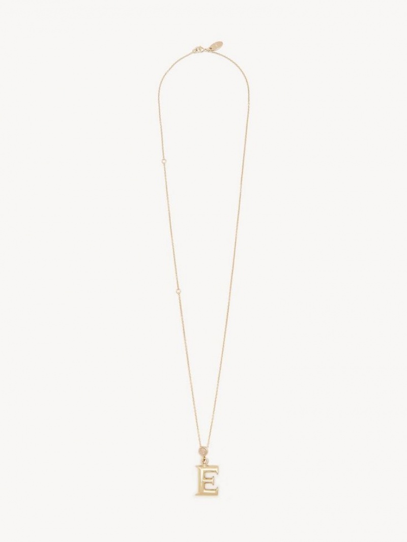 Collares Chloe Alphabet With Pendant Dorados | CHE-SR14351