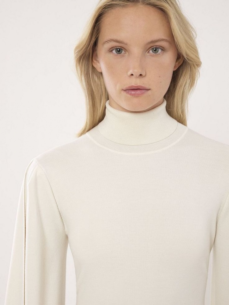 Prendas De Punto Chloe Fitted Mock-neck Blancos | CHE-SR13958