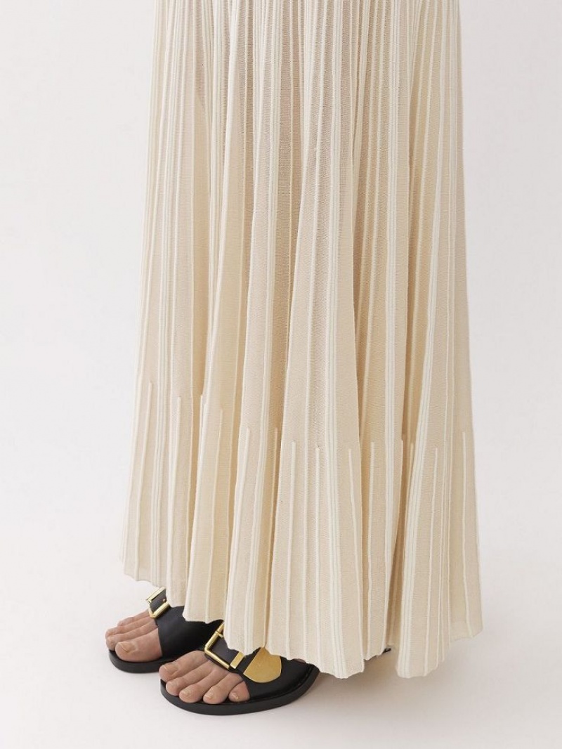 Prendas De Punto Chloe Flared Maxi Blancos | CHE-SR13940