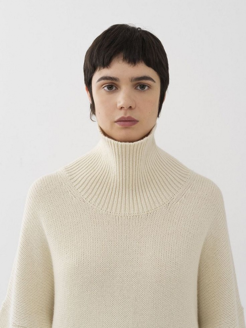 Prendas De Punto Chloe Oversized High-neck Blancos | CHE-SR13927