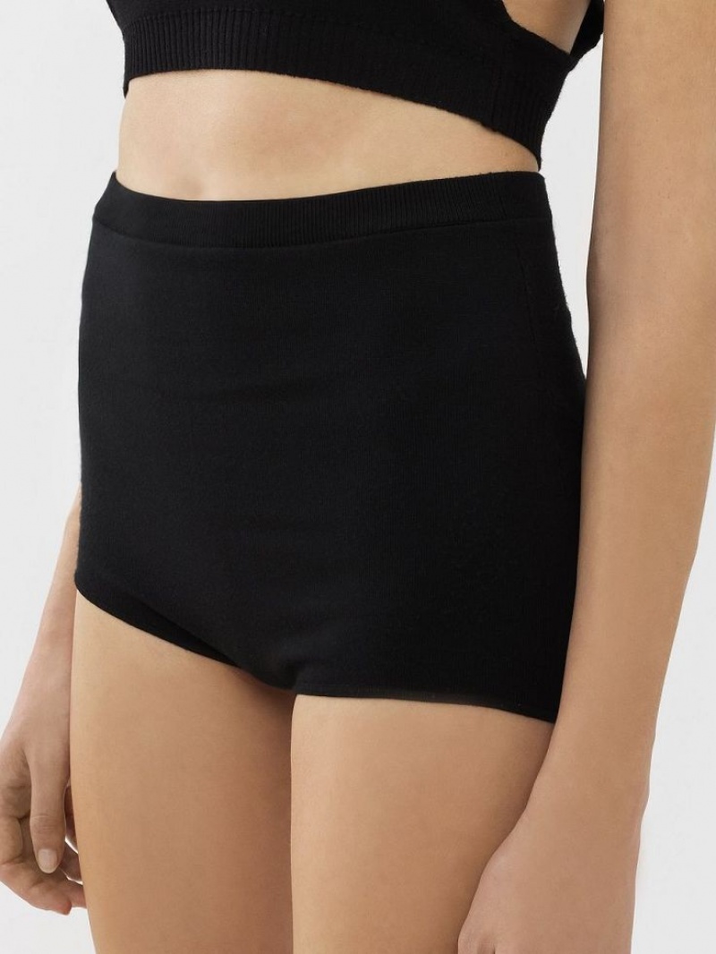 Short Chloe High-waisted Mini Negros | CHE-SR14007