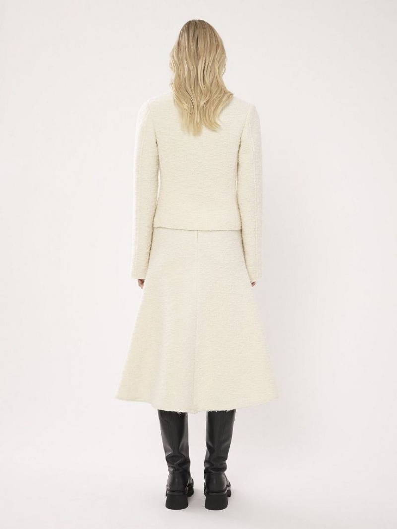 Traje Chloe Collarless Fitted Blancos | CHE-SR14032
